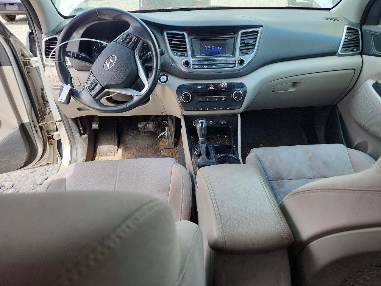 2016 Hyundai Tucson Sport - zdjęcie 8