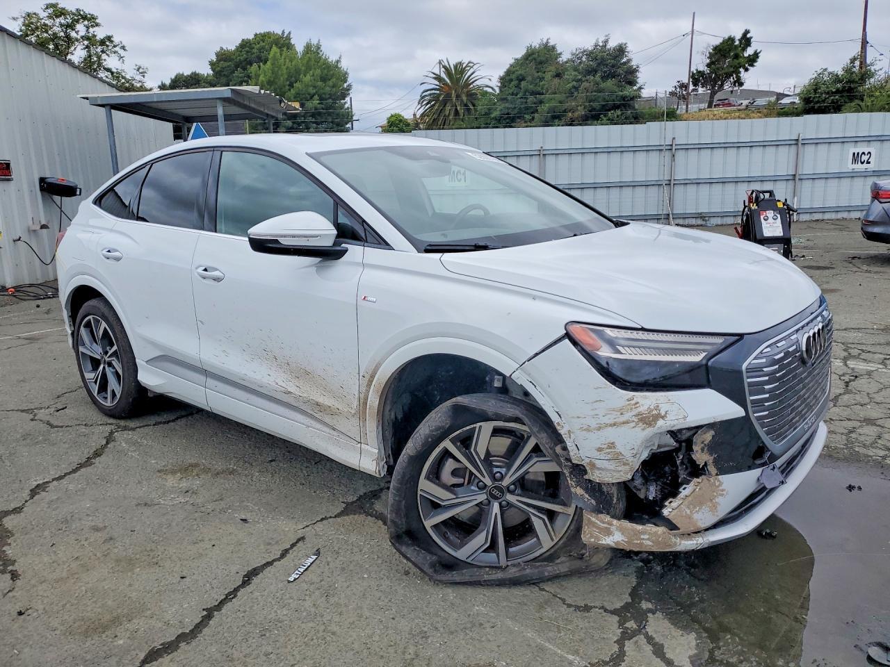 2024 Audi Q4 E-Tron Sportback Prestige - zdjęcie 4