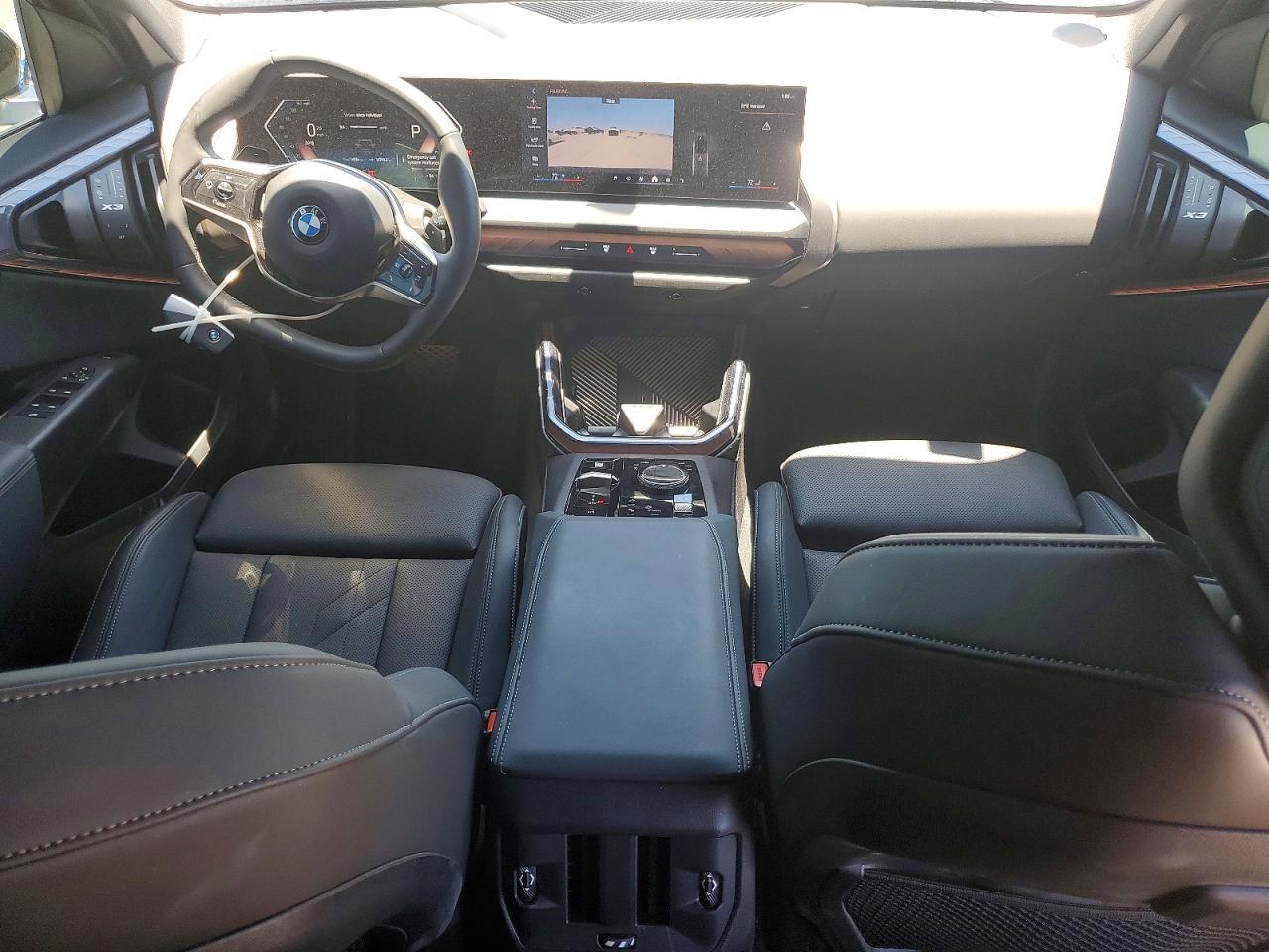 2025 BMW X3 30 xDrive - zdjęcie 8