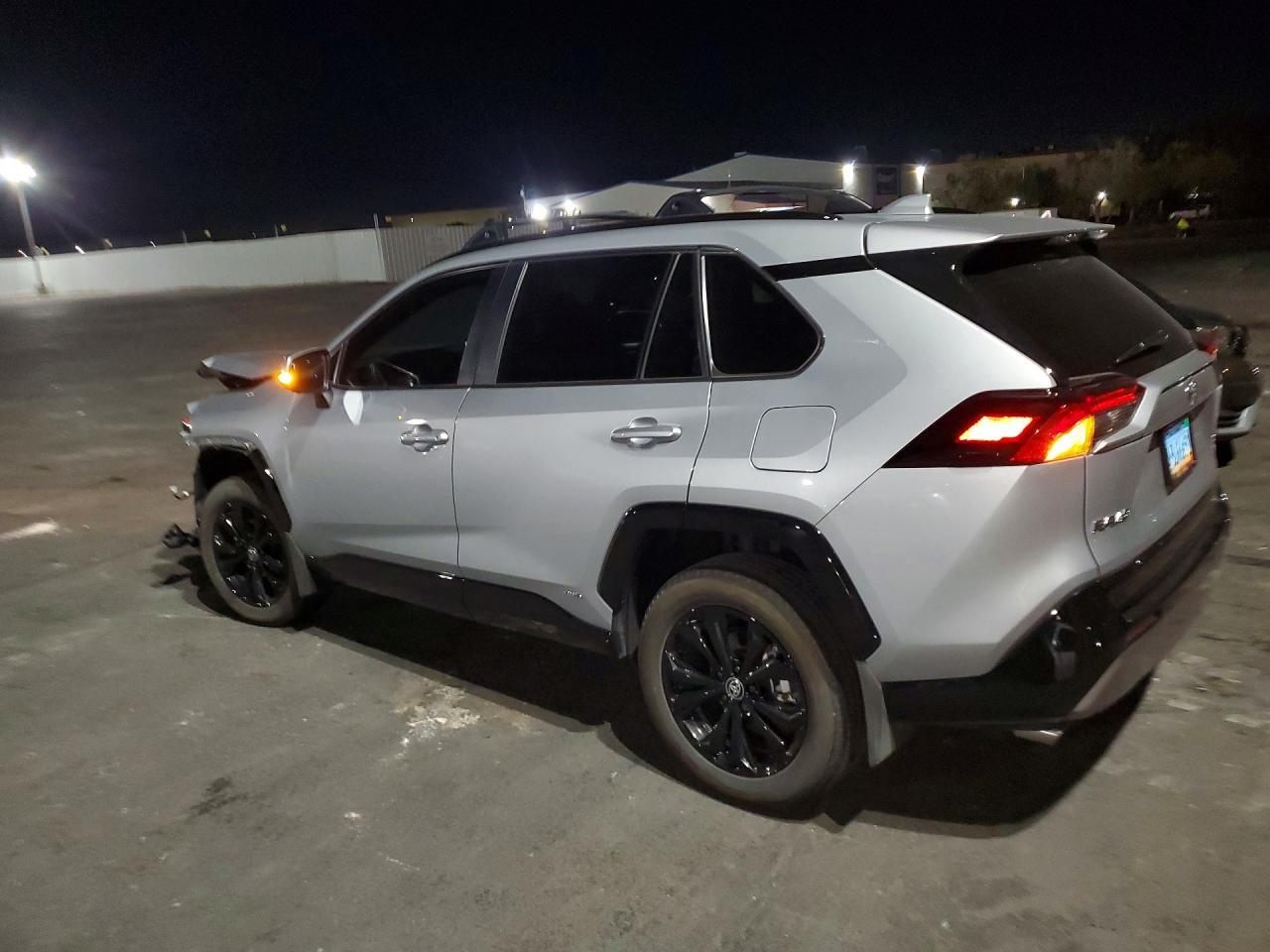 2024 Toyota Rav4 Se - zdjęcie 2