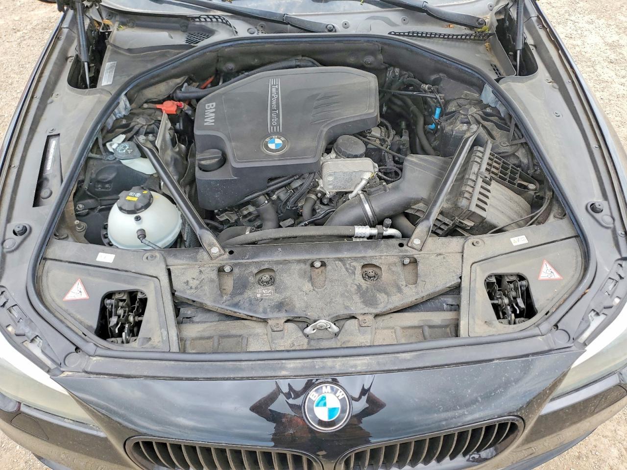 2016 BMW 528 Xi - zdjęcie 11