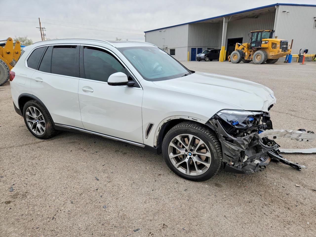 2021 BMW X5 xDrive45E - zdjęcie 4