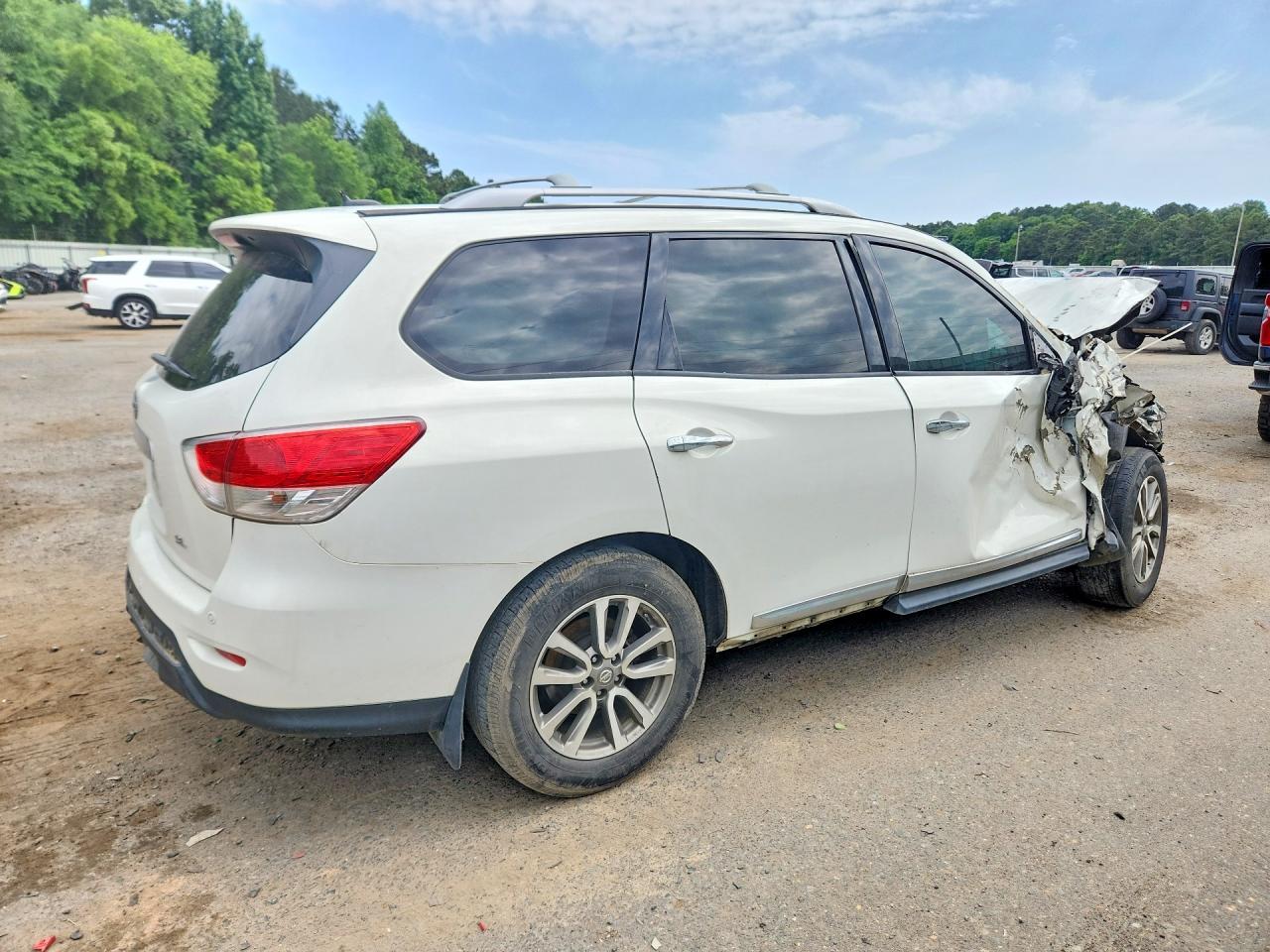 2013 Nissan Pathfinder S - zdjęcie 3