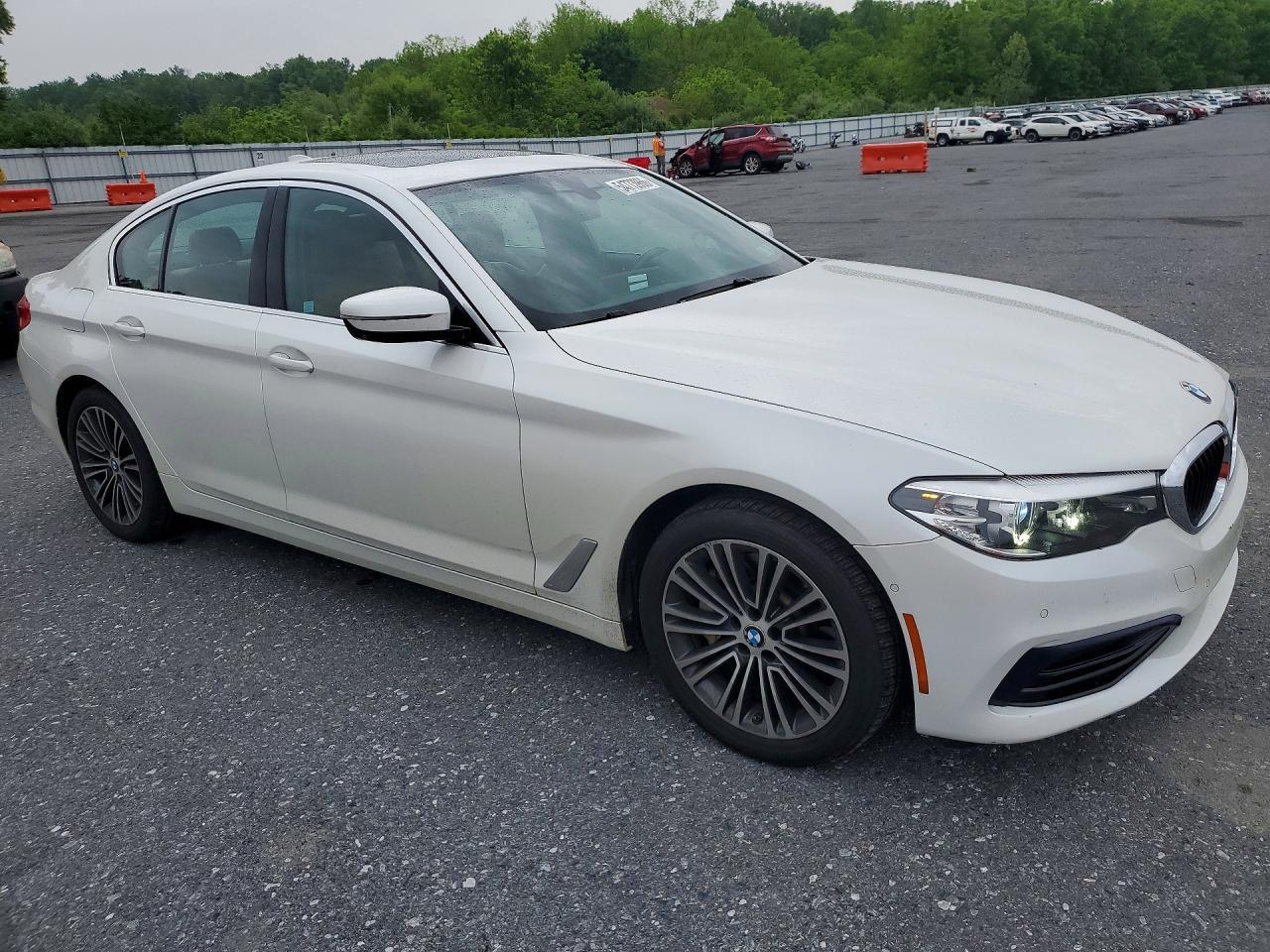2019 BMW 540 Xi - zdjęcie 4