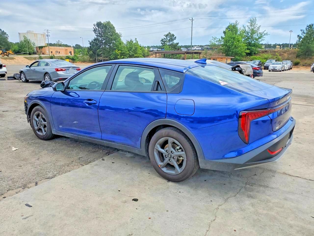 2025 Kia K4 Lxs - zdjęcie 2