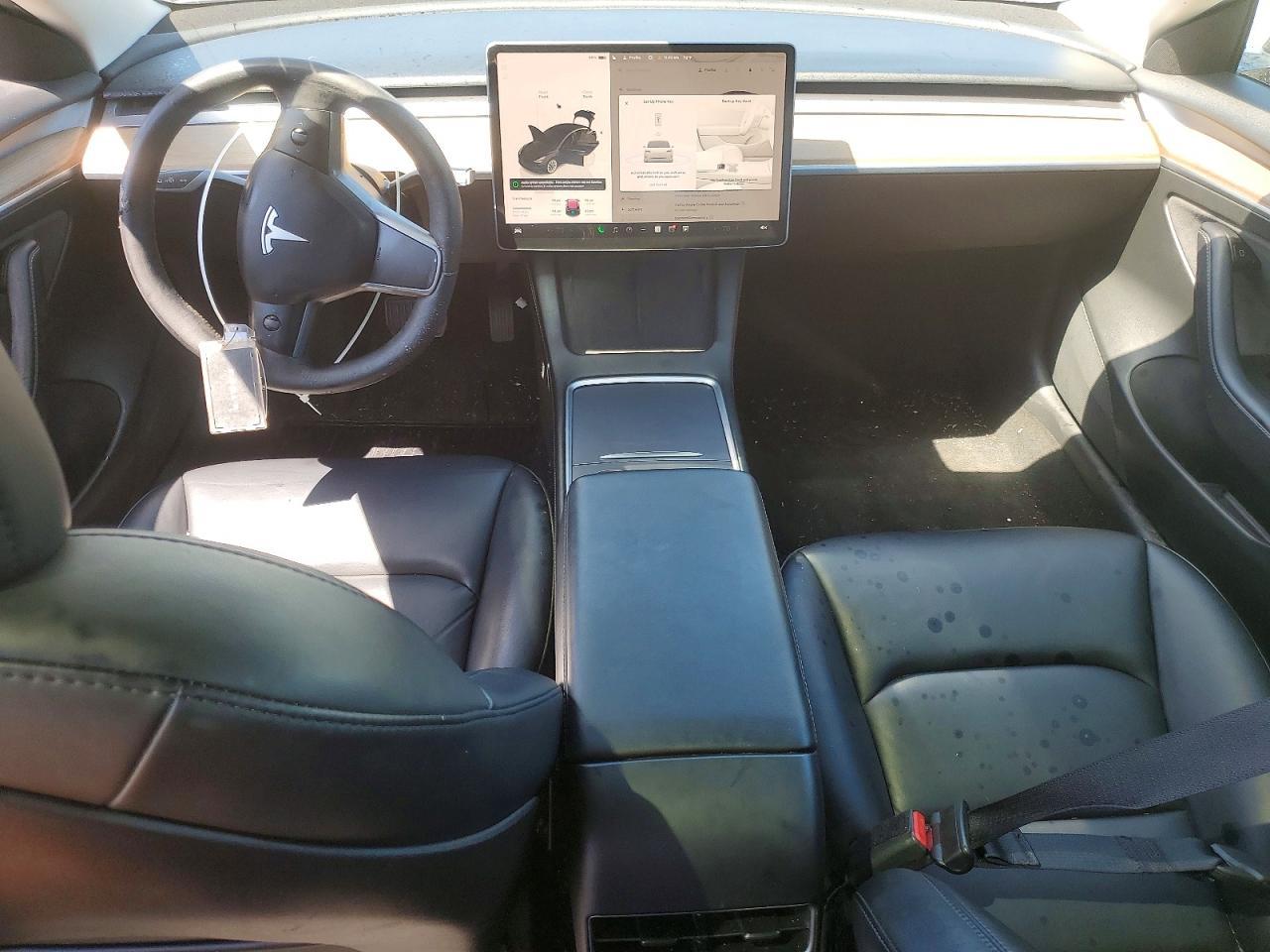 2023 Tesla Model 3 - zdjęcie 8
