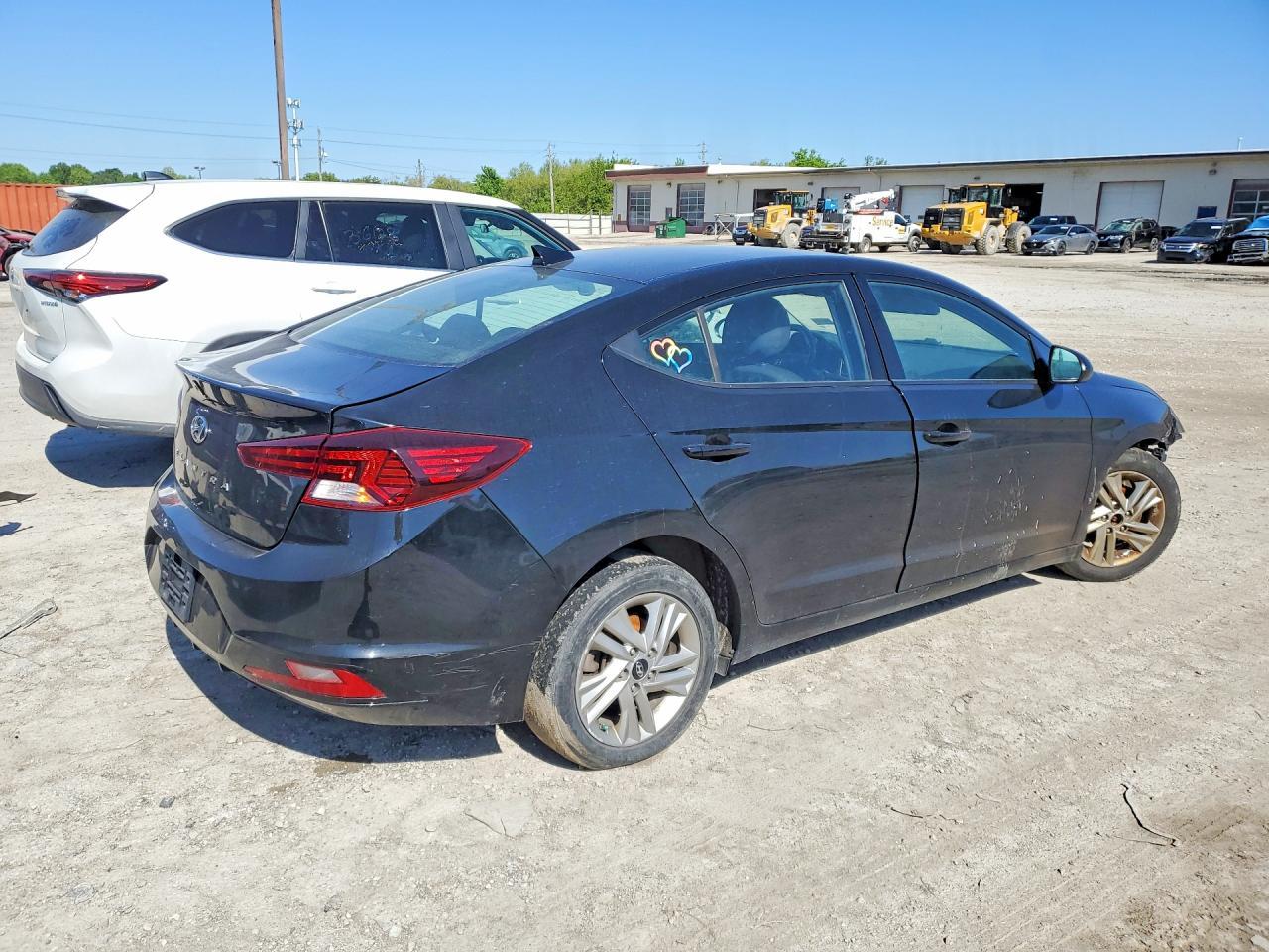 2020 Hyundai Elantra Sel - zdjęcie 3