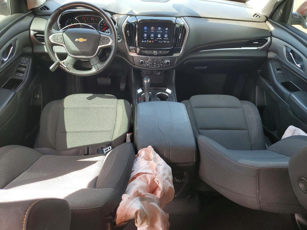 2020 Chevrolet Traverse Lt - zdjęcie 8