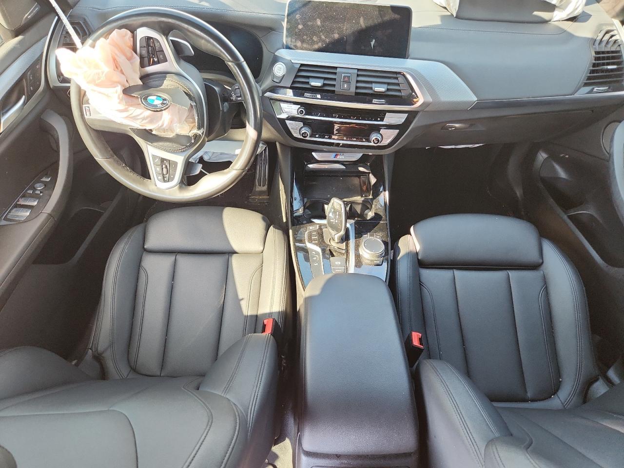 2021 BMW X3 xDrivem40I - zdjęcie 8