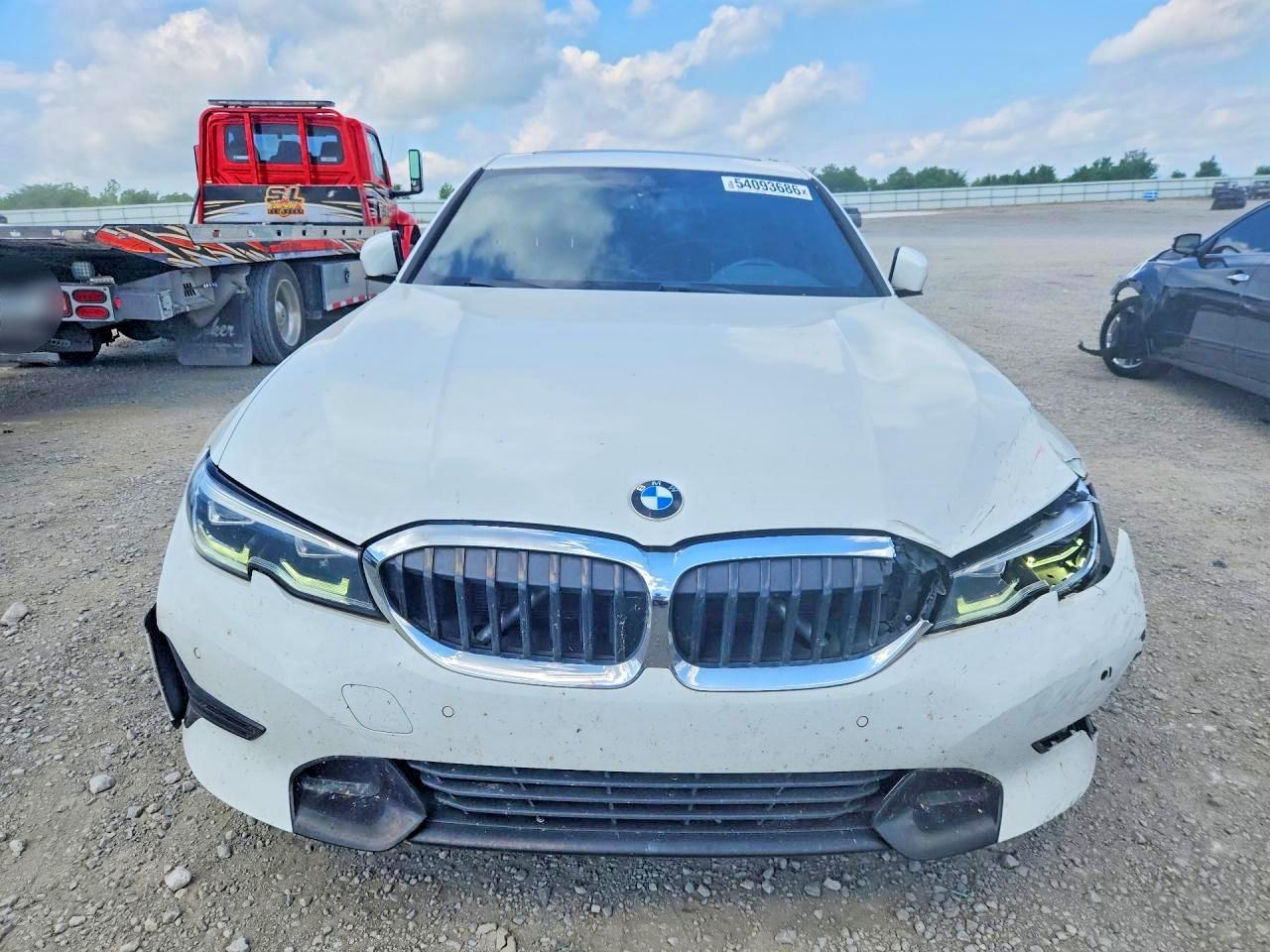 2020 BMW 330Xi - zdjęcie 5