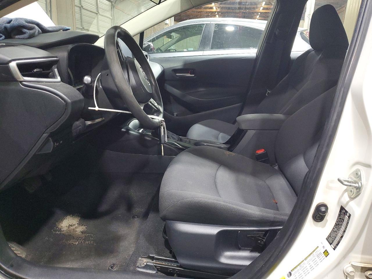2021 Toyota Corolla Le - zdjęcie 7