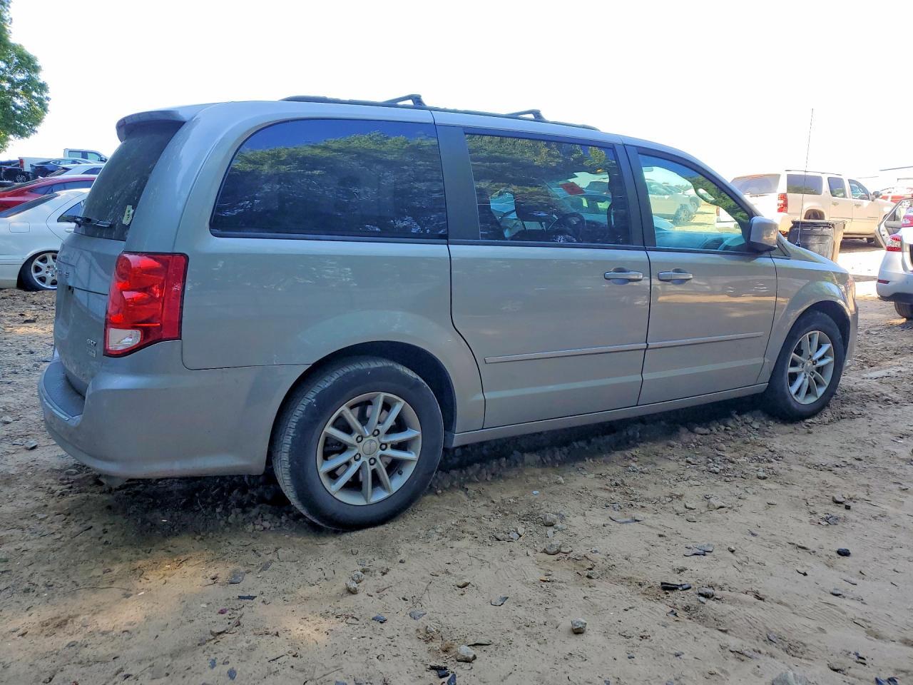 2016 Dodge Grand Caravan Sxt - zdjęcie 3