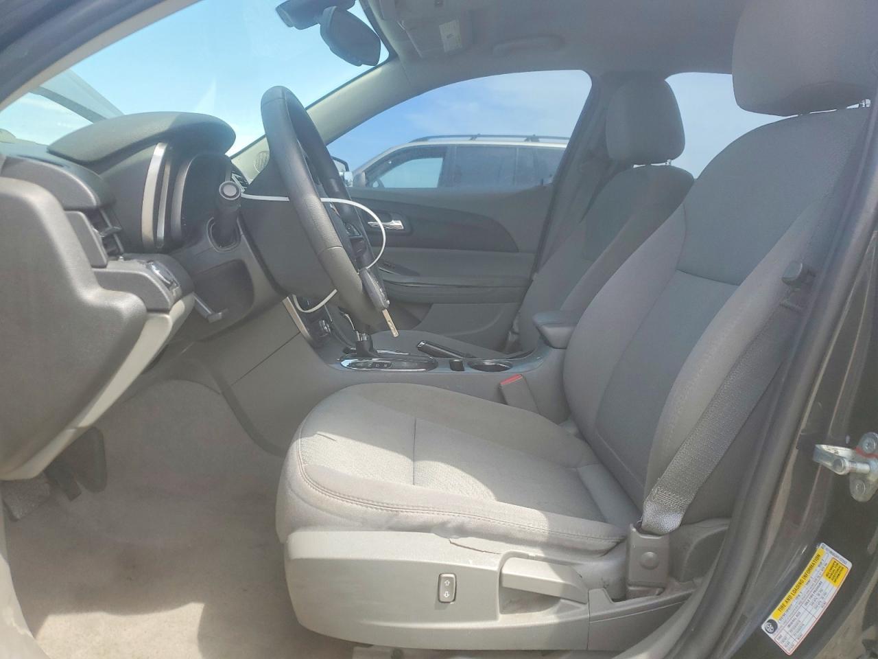 2015 Chevrolet Malibu Ls - zdjęcie 7