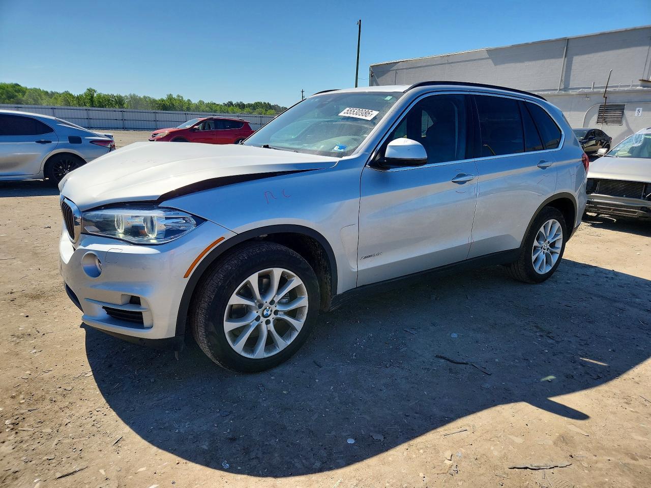 2016 BMW X5 xDrive35I - zdjęcie główne