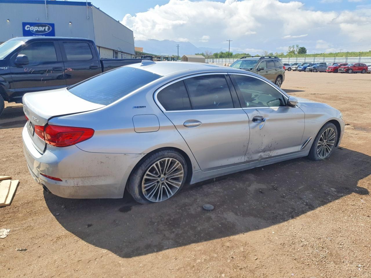 2018 BMW 530E - zdjęcie 3