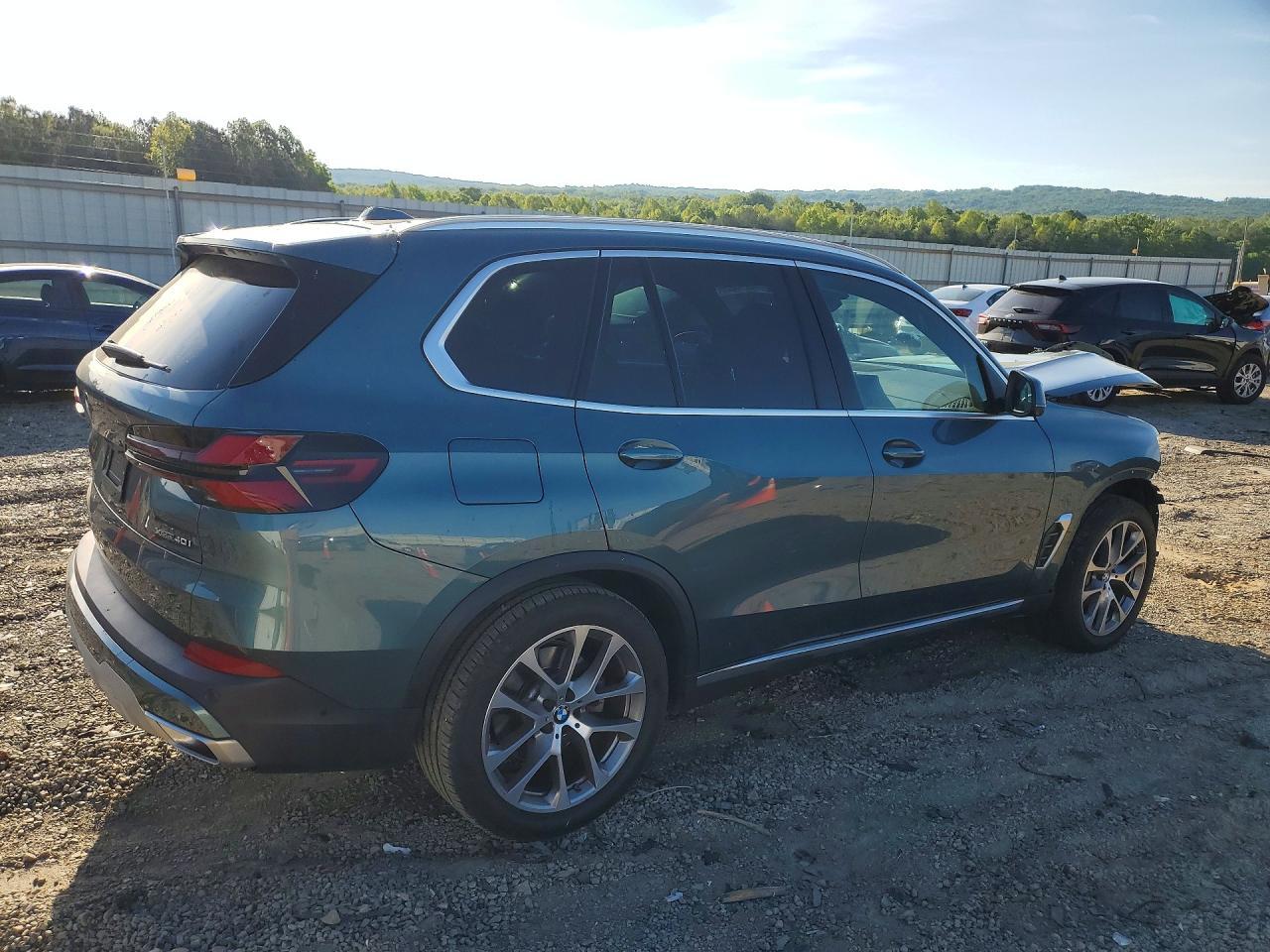 2024 BMW X5 xDrive40I - zdjęcie 3
