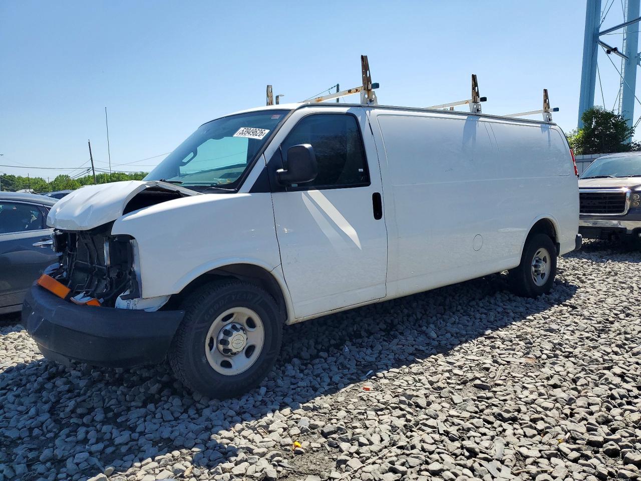 2016 Chevrolet Express G2500 - zdjęcie główne
