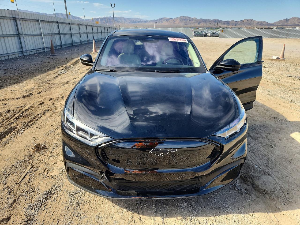 2025 Ford Mustang Mach-E Premium - zdjęcie 5