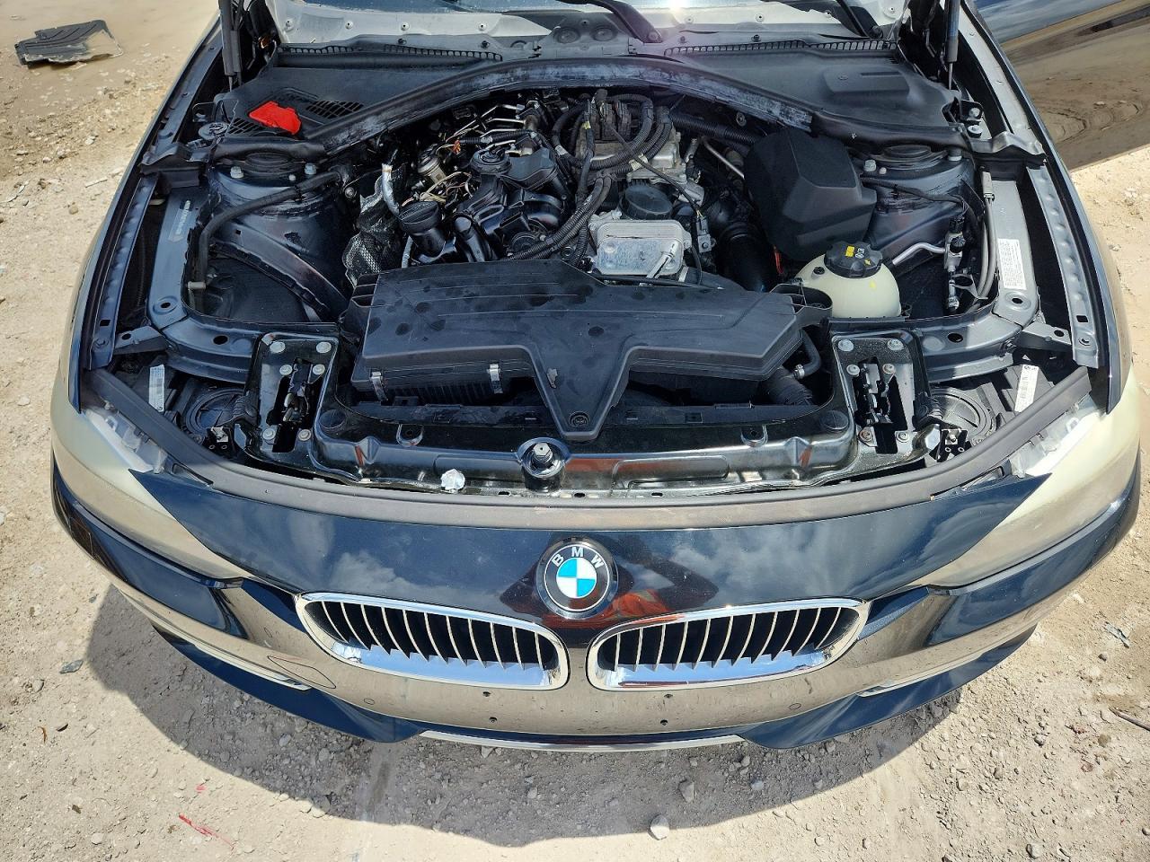 2015 BMW 328 Xi - zdjęcie 11