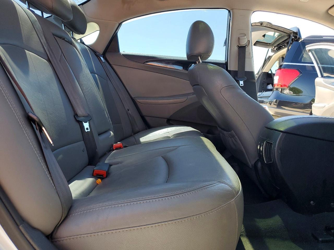 2013 Hyundai Sonata - zdjęcie 10