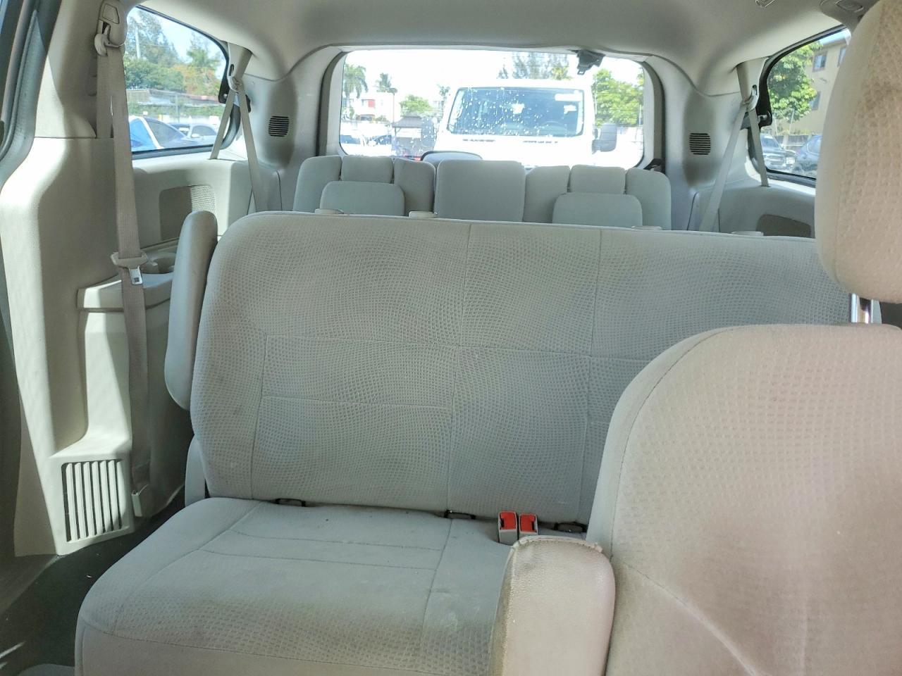 2013 Dodge Grand Caravan Se - zdjęcie 10