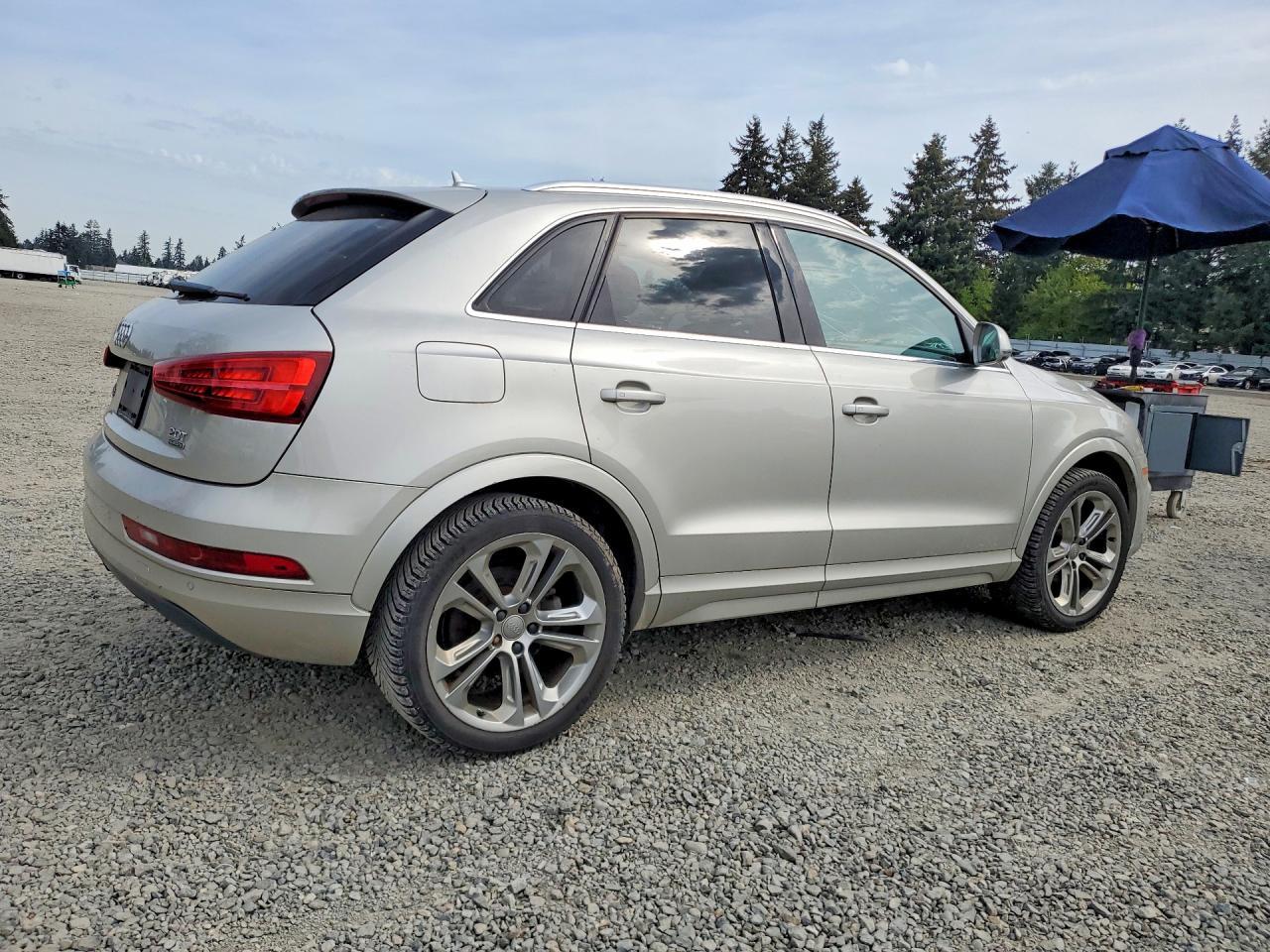 2016 Audi Q3 Premium Plus - zdjęcie 3