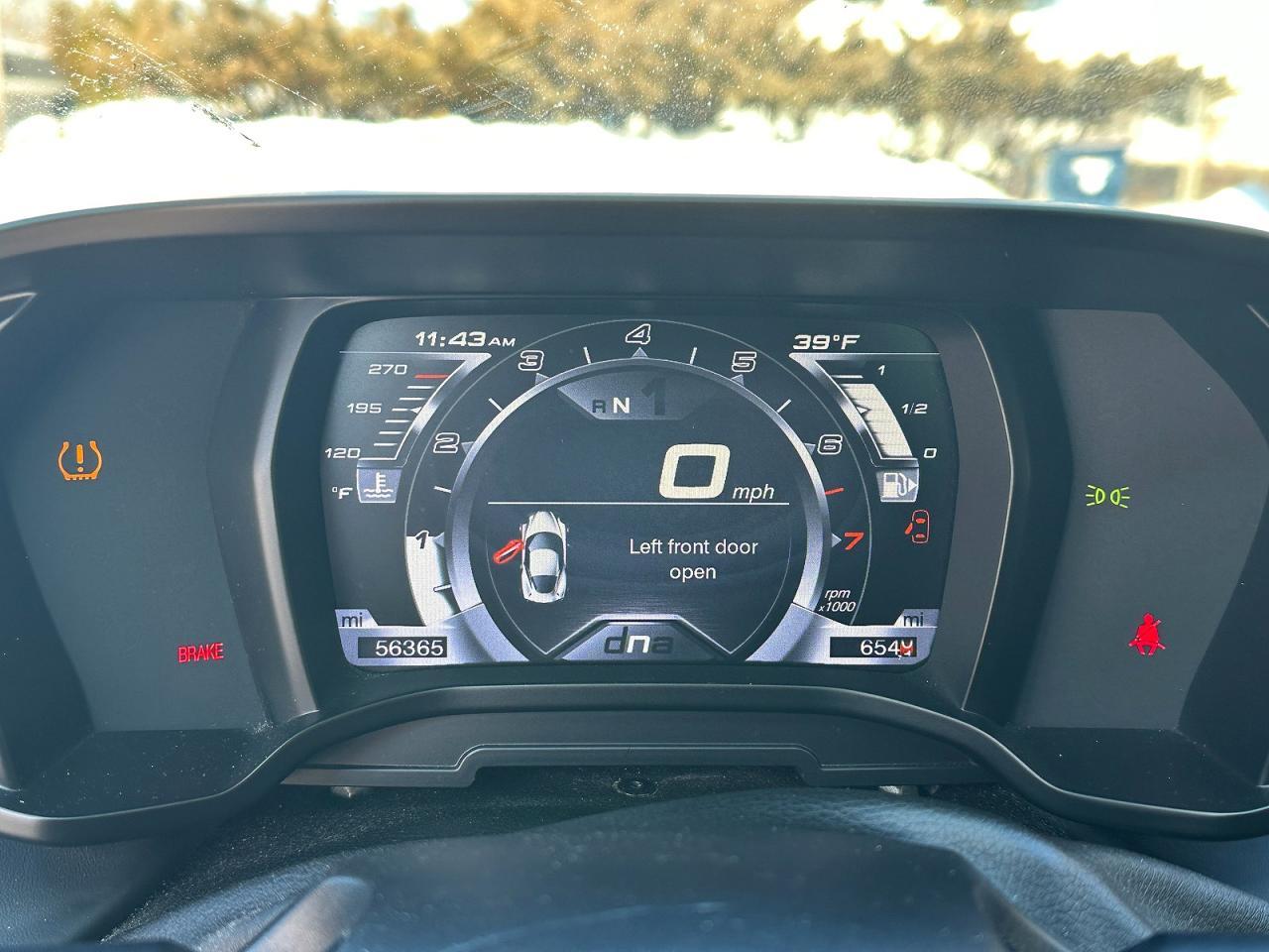 2016 Alfa Romeo 4C - zdjęcie 8