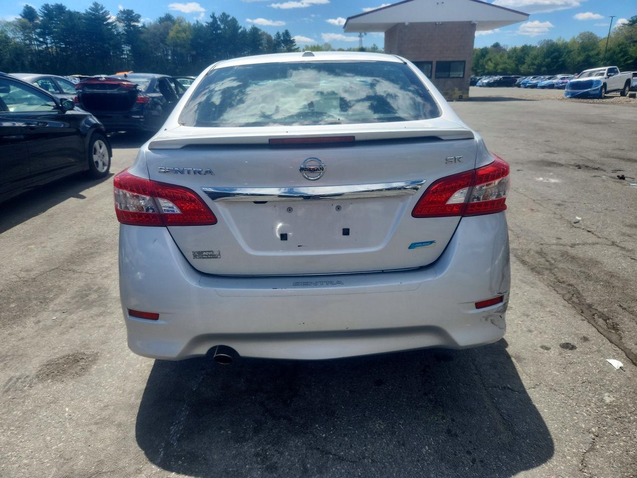 2013 Nissan Sentra S - zdjęcie 6