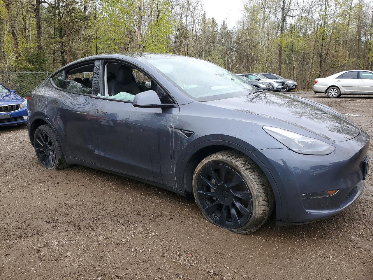 2023 Tesla Model Y - zdjęcie 4