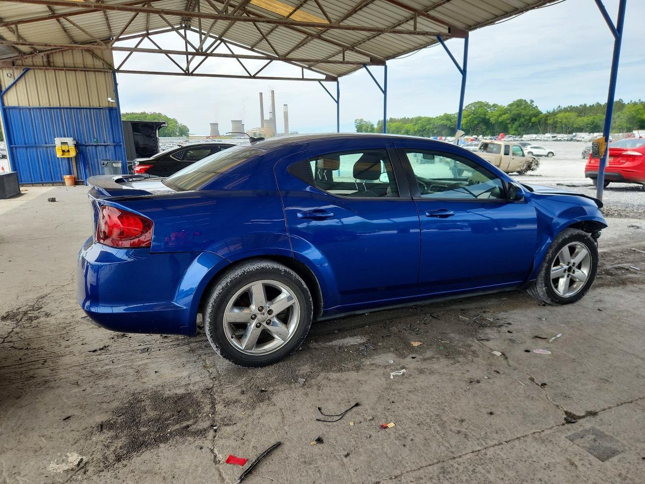 2013 Dodge Avenger Sxt - zdjęcie 3