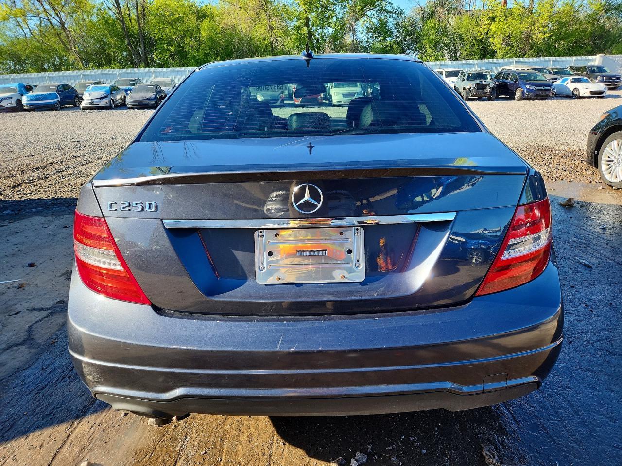2013 Mercedes-Benz C 250 - zdjęcie 6