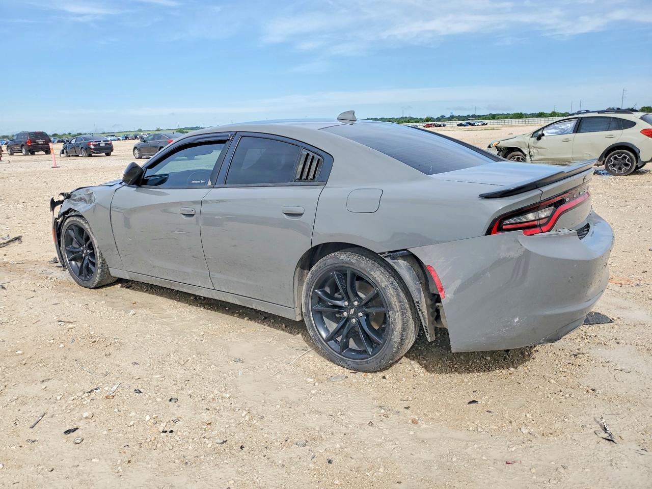 2018 Dodge Charger Sxt Plus - zdjęcie 2