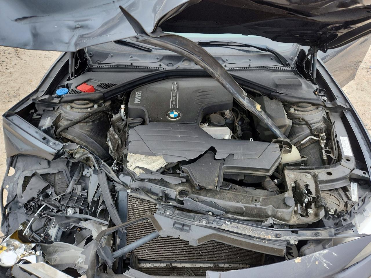 2015 BMW 320 I xDrive - zdjęcie 11