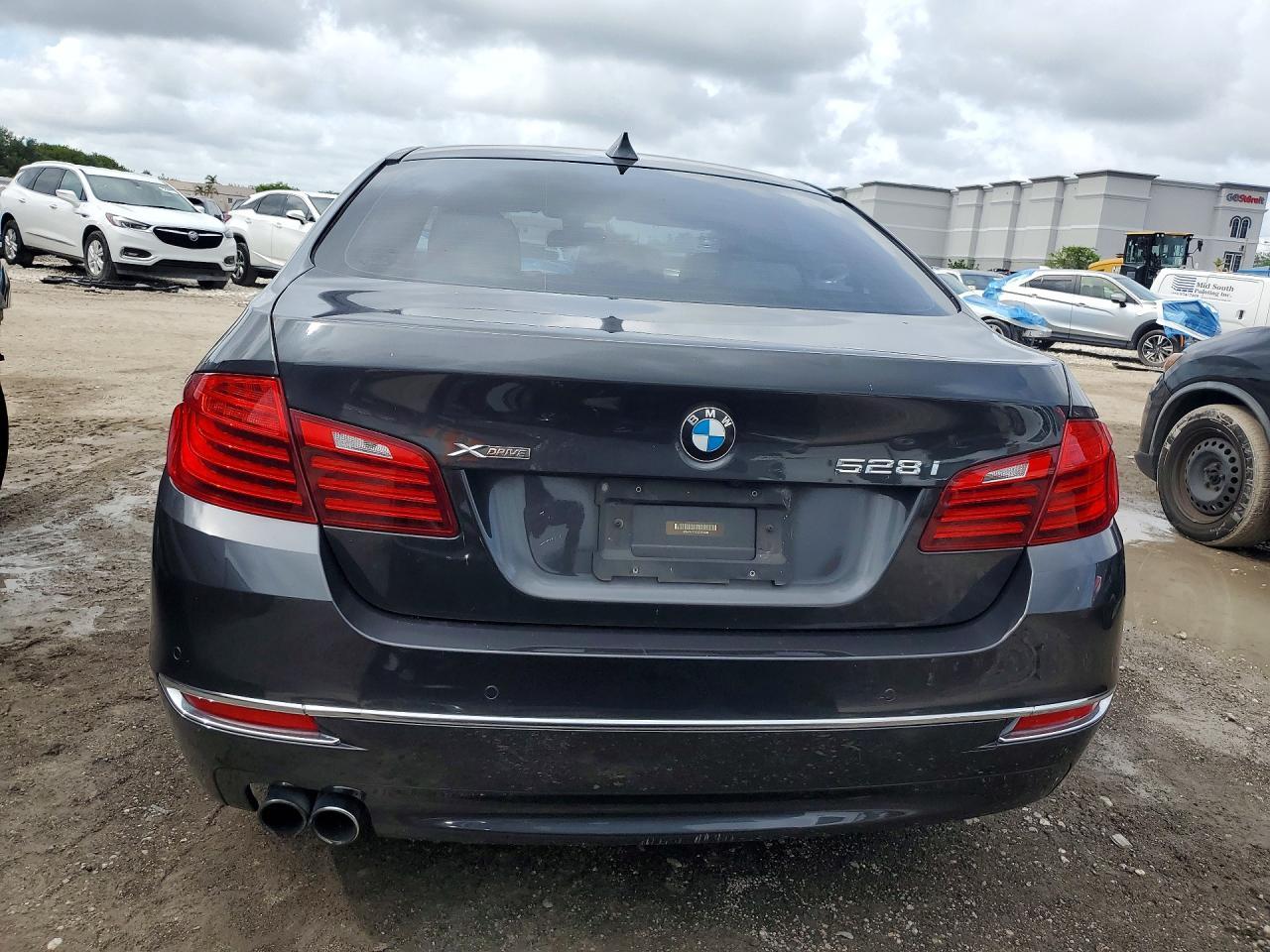 2016 BMW 528 Xi - zdjęcie 6
