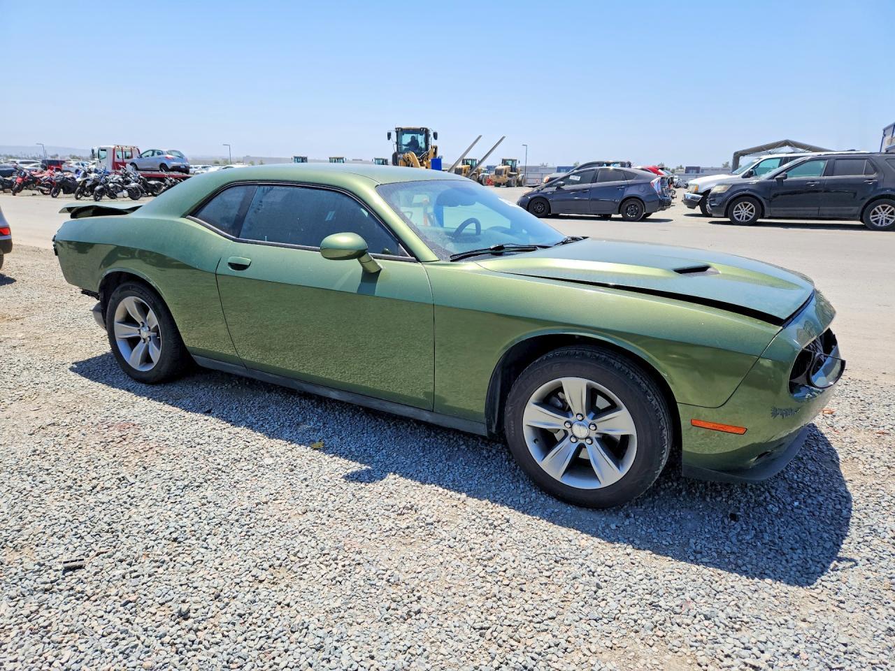 2021 Dodge Challenger Sxt - zdjęcie 4