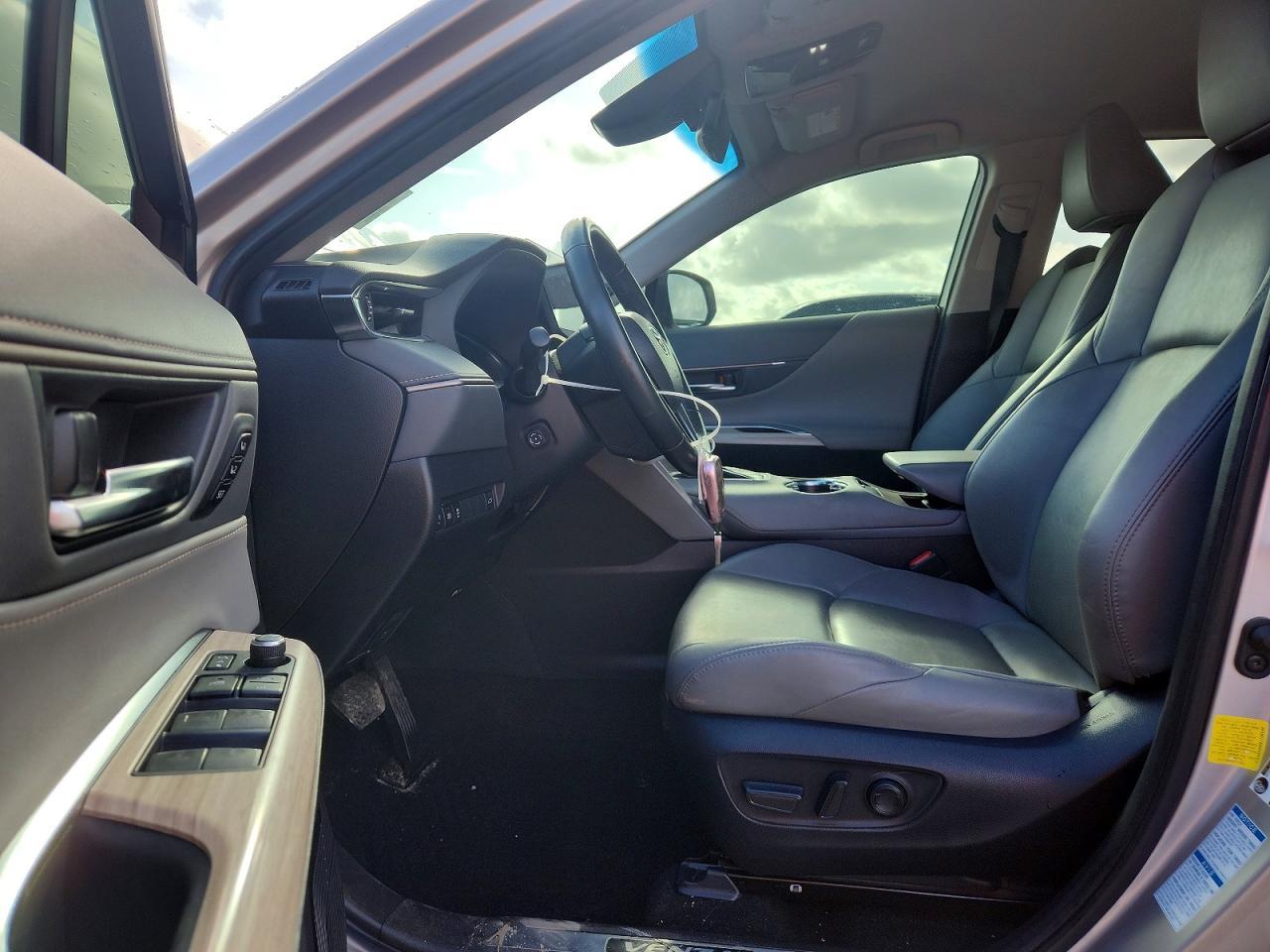 2022 Toyota Venza Xle - zdjęcie 7