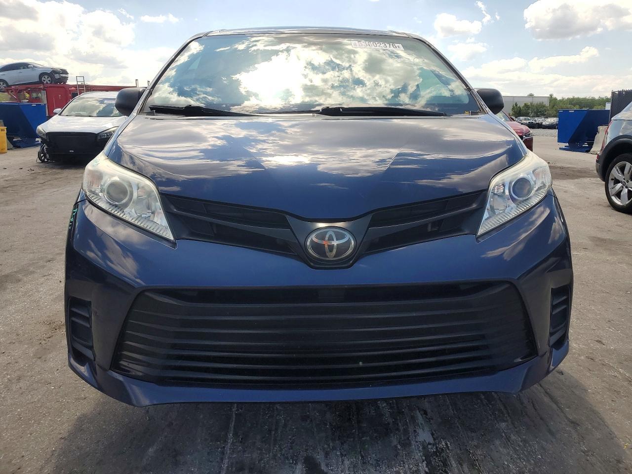 2019 Toyota Sienna L 7-Passenger - zdjęcie 5