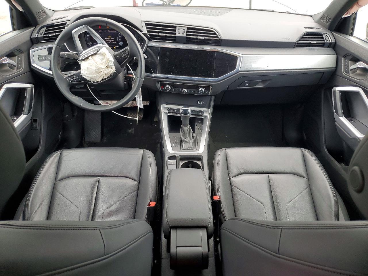 2025 Audi Q3 Premium S Line 45 - zdjęcie 8