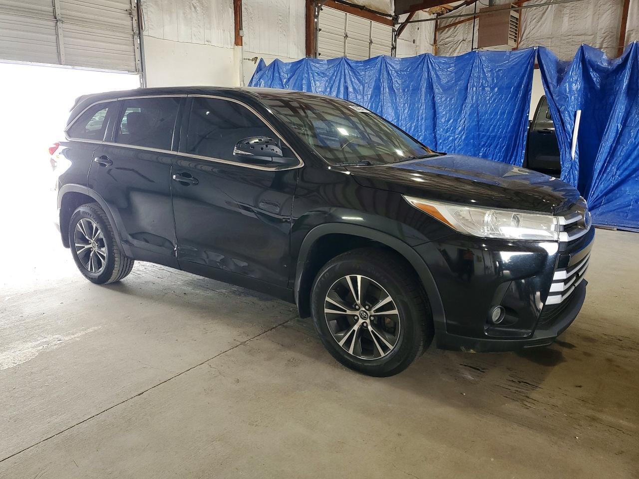 2018 Toyota Highlander Le Plus - zdjęcie 4