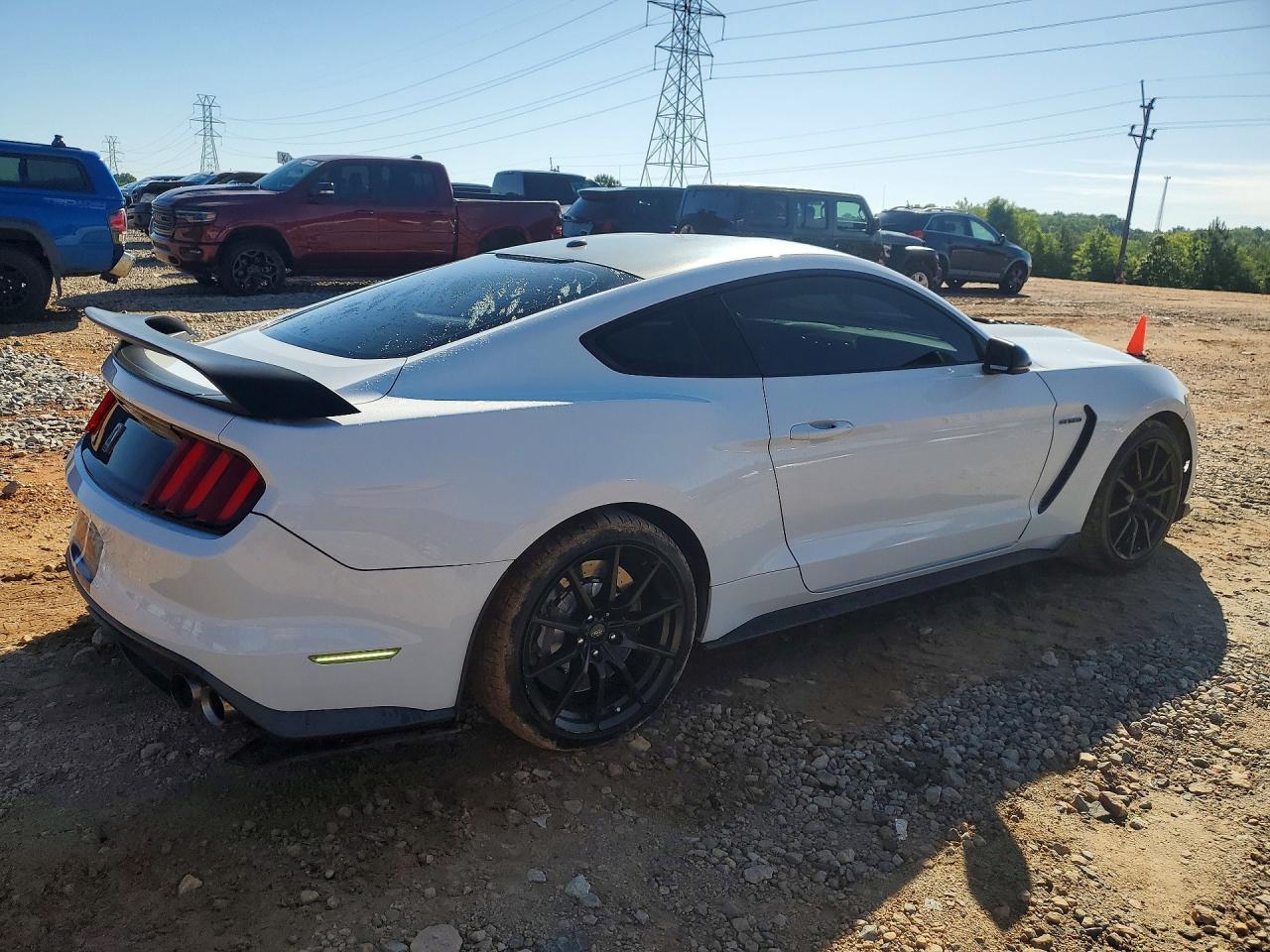 2017 Ford Mustang Shelby Gt350 - zdjęcie 3