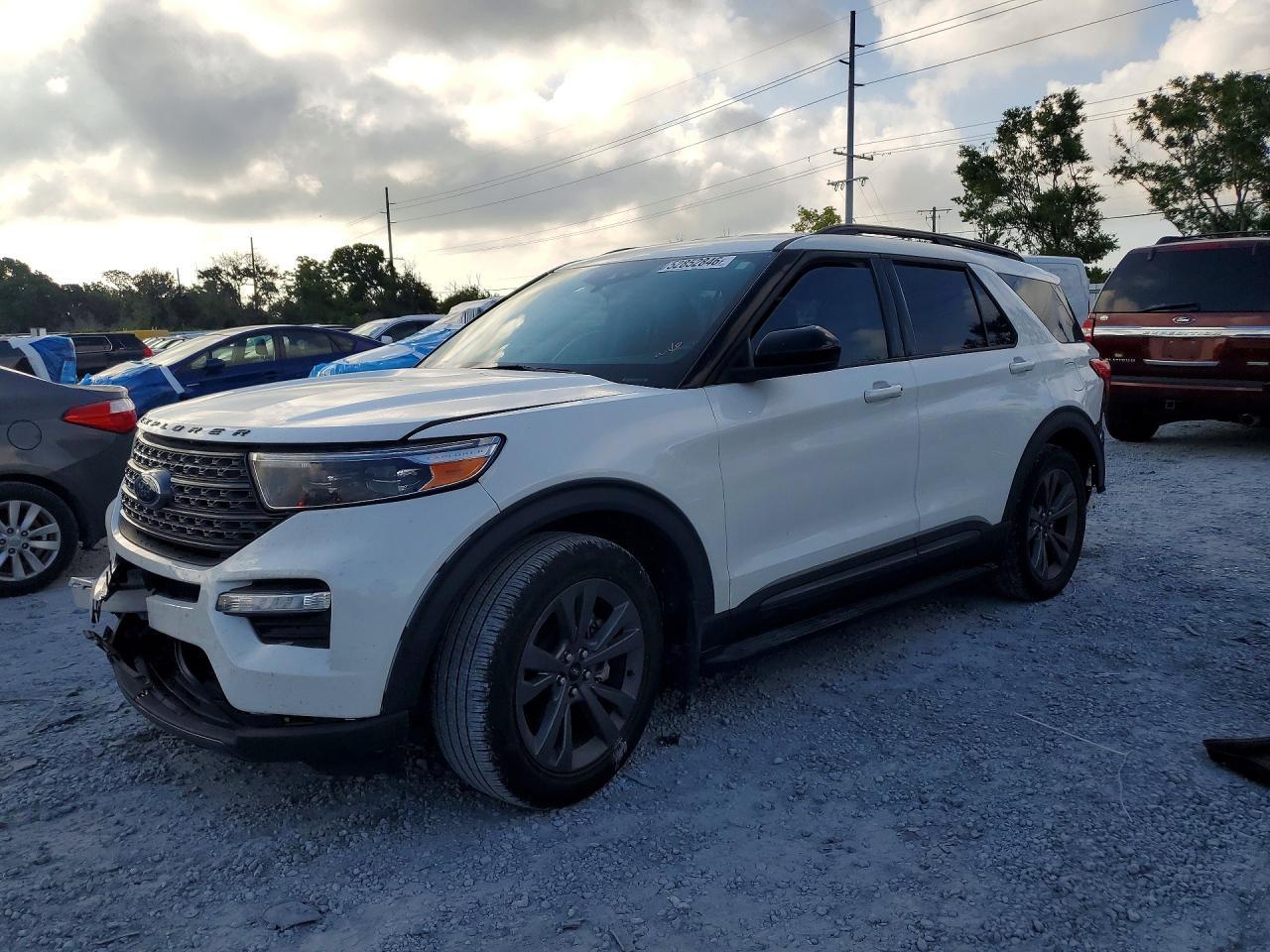 2023 Ford Explorer Xlt - zdjęcie główne