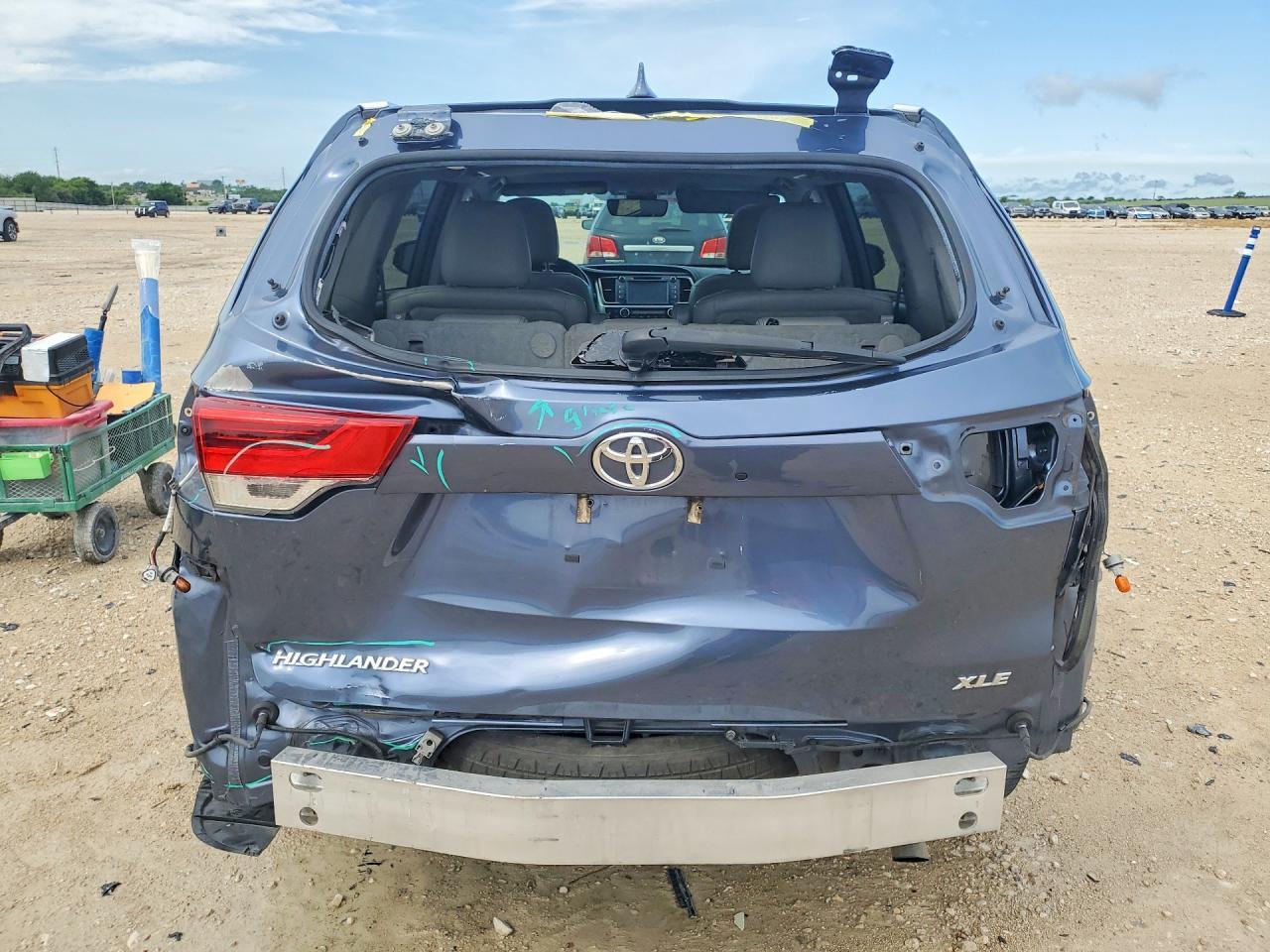 2018 Toyota Highlander Xle - zdjęcie 6