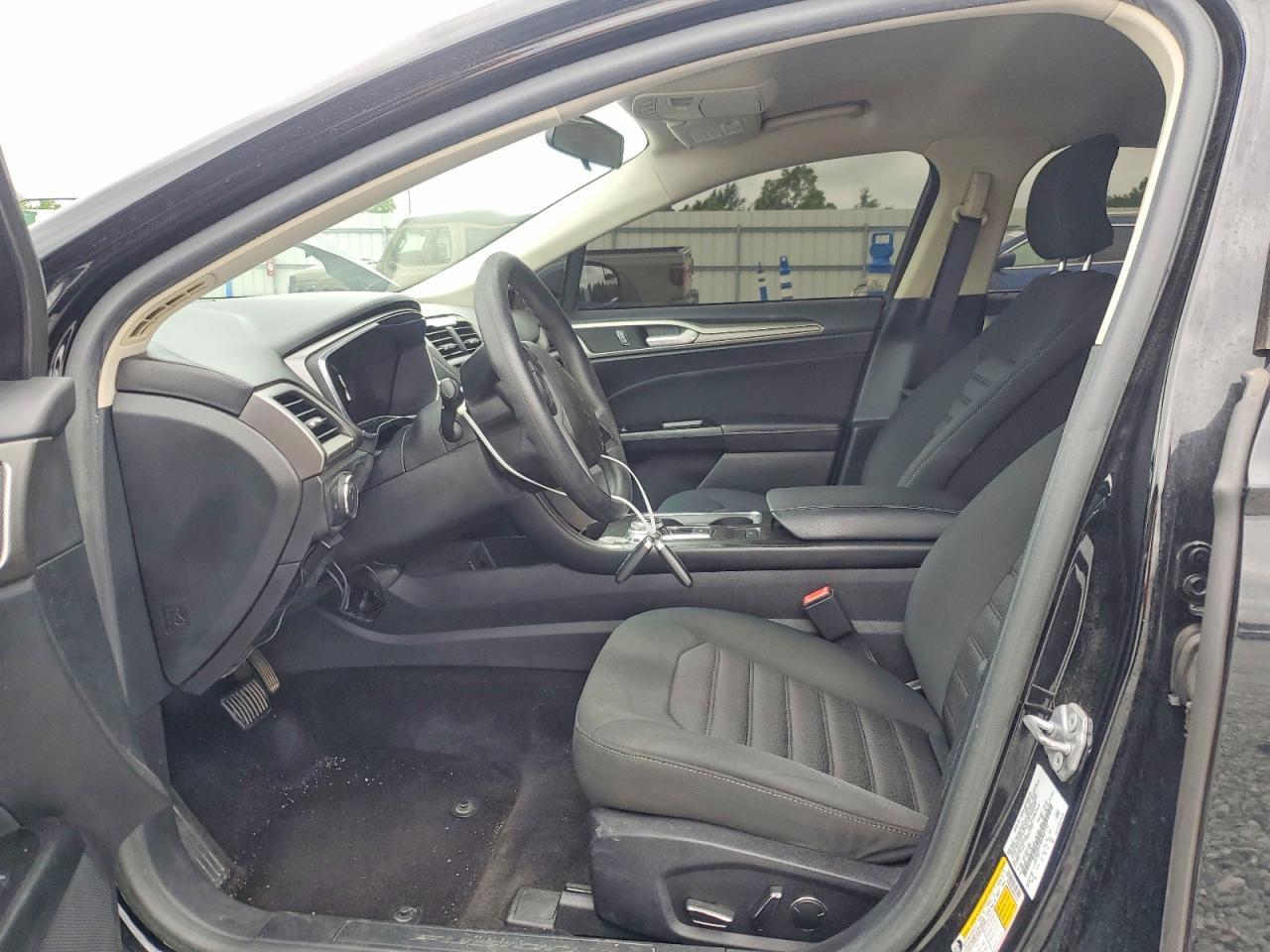 2017 Ford Fusion - zdjęcie 7