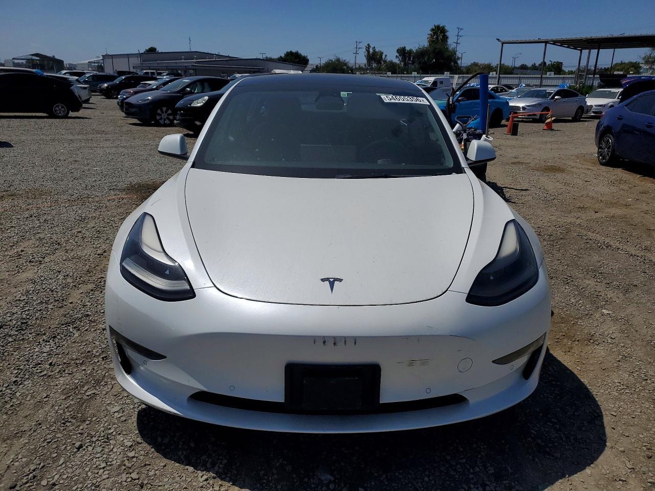 2022 Tesla Model 3 - zdjęcie 5