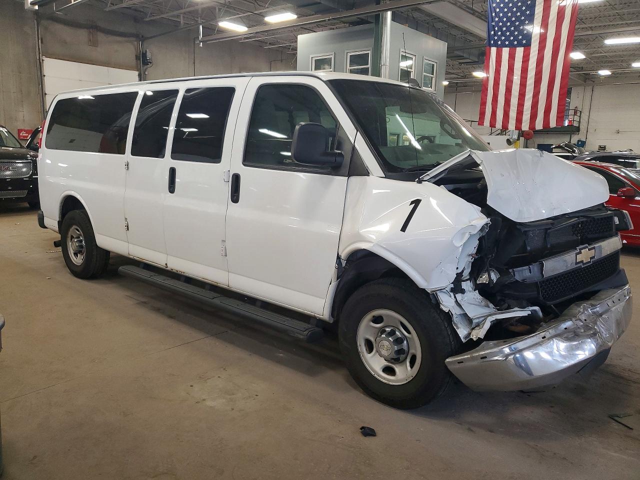 2016 Chevrolet Express G3500 Lt - zdjęcie 4