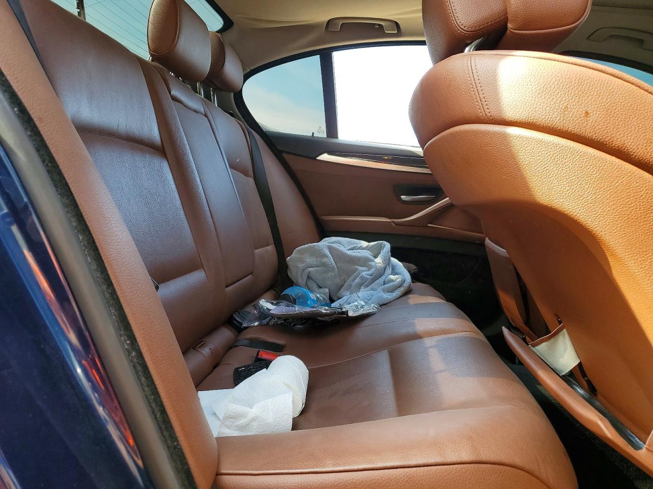 2013 BMW 528 I - zdjęcie 10