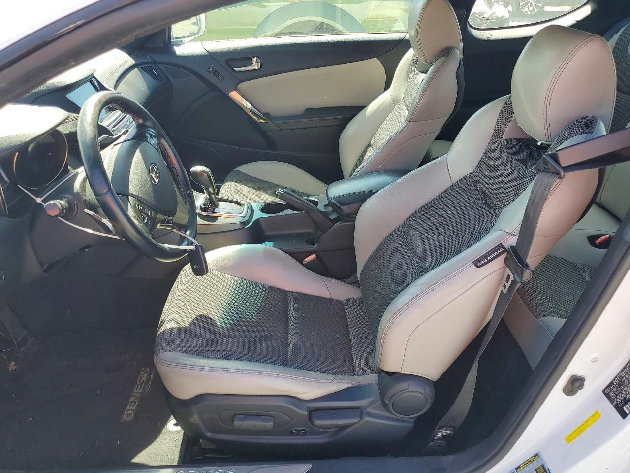 2013 Hyundai Genesis Coupe 2.0T - zdjęcie 7