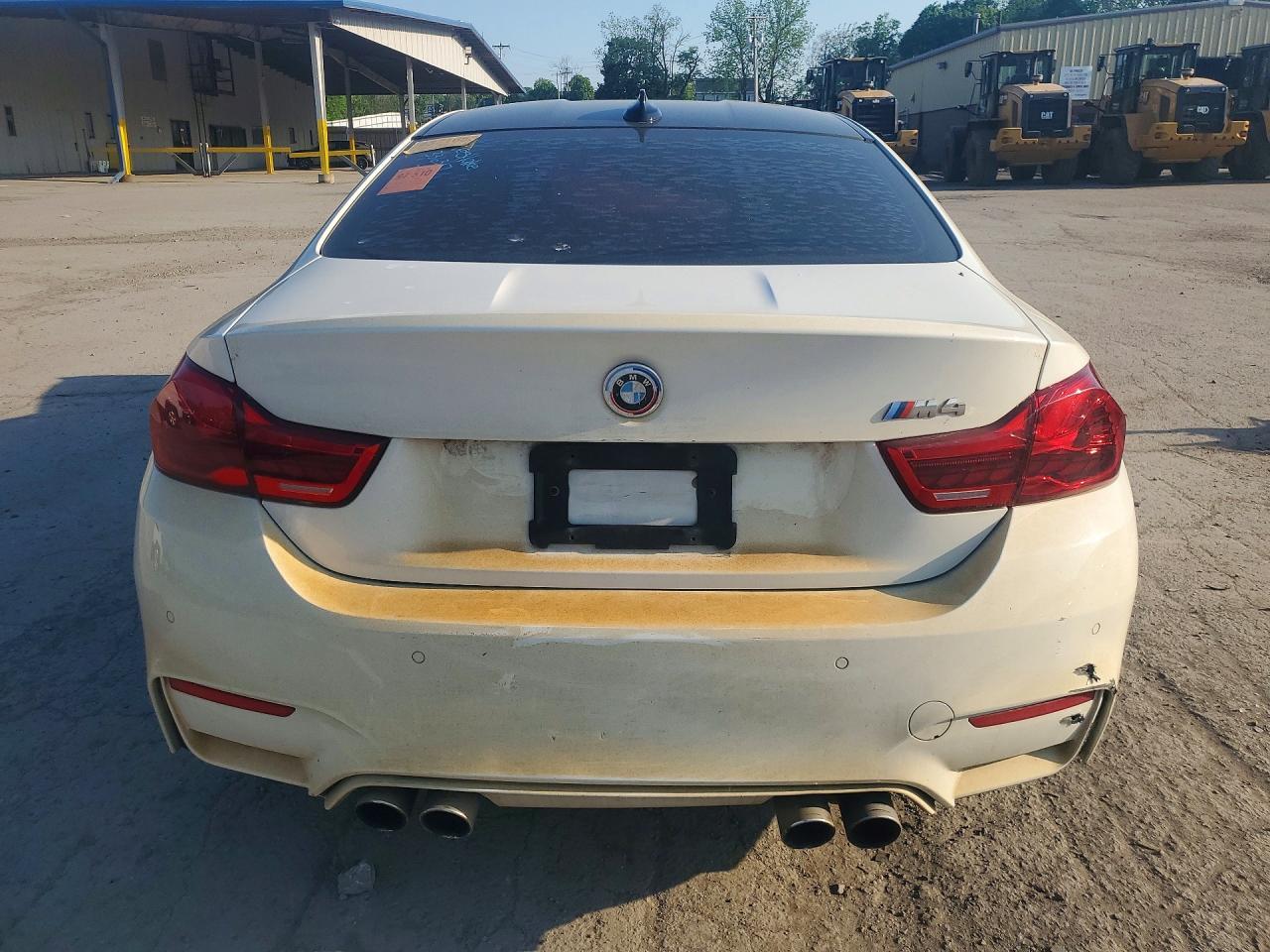 2016 BMW M4 - zdjęcie 6