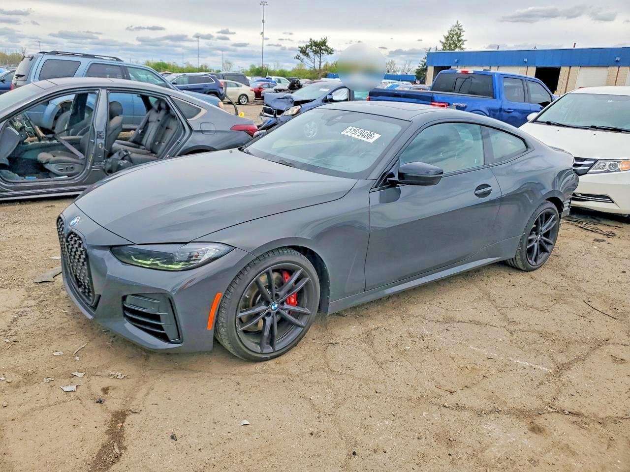 BMW M4 - zdjęcie 1