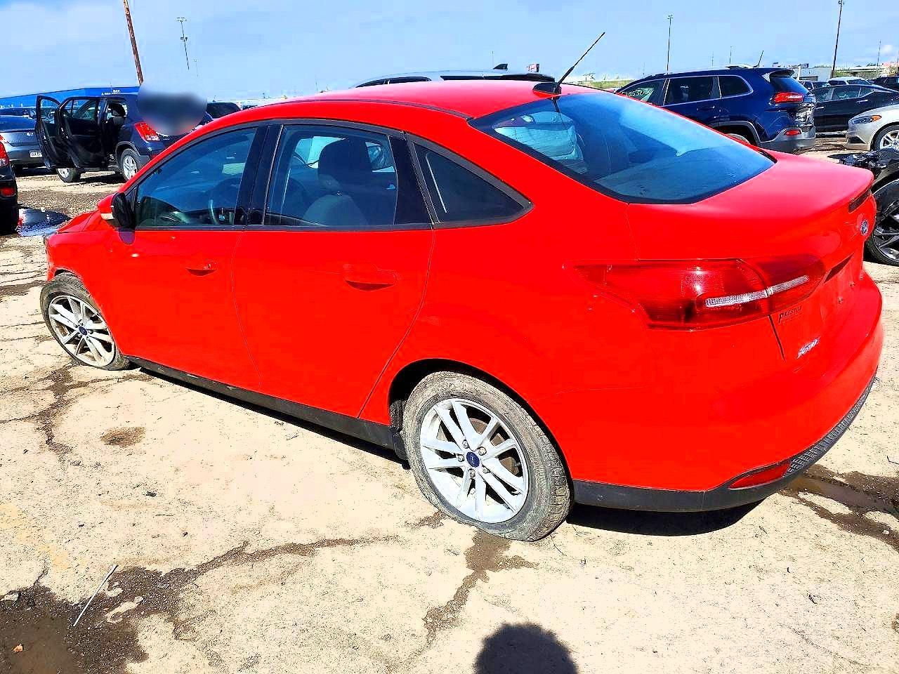 2017 Ford Focus Se - zdjęcie 2